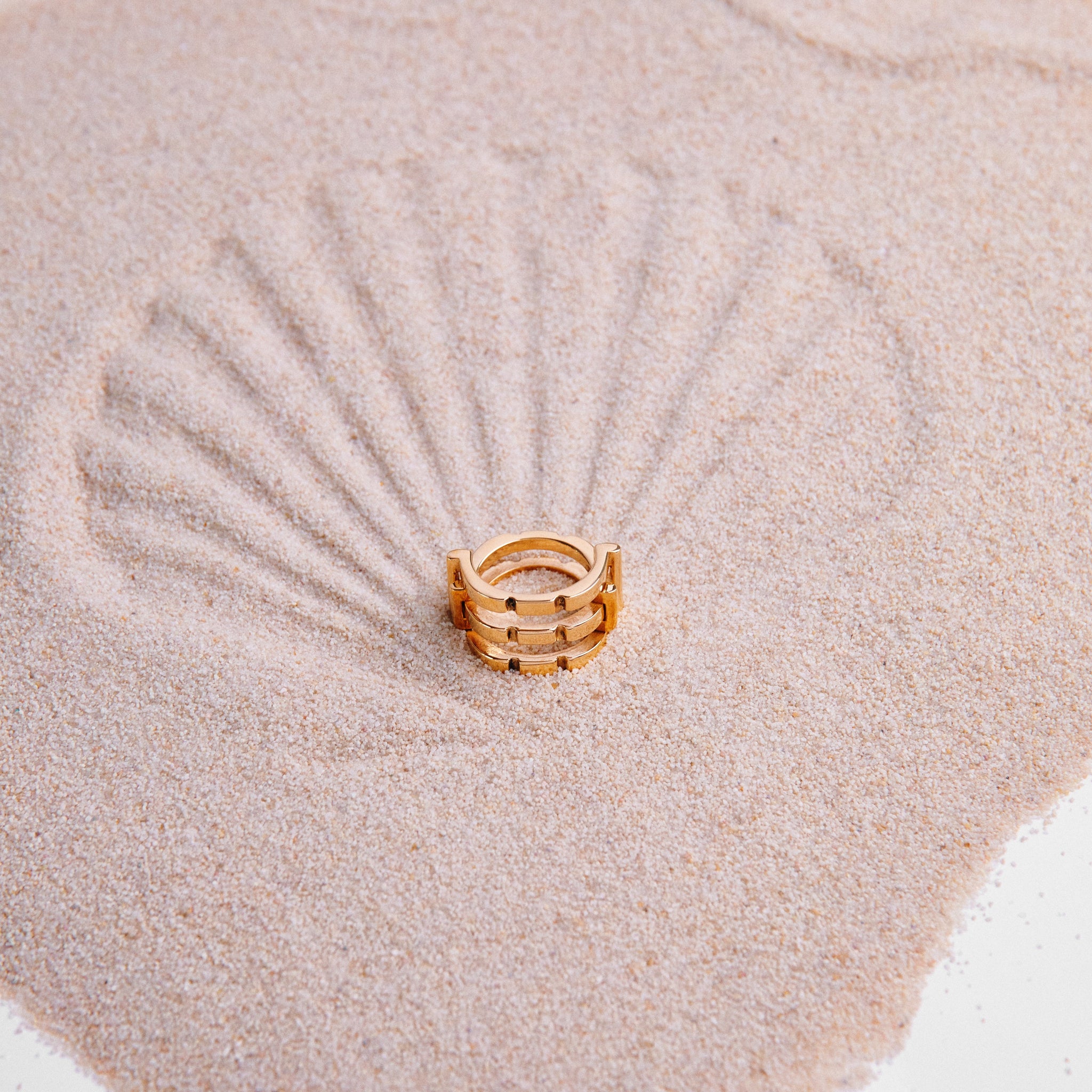 RADIANCE  gold plating puzzle ring